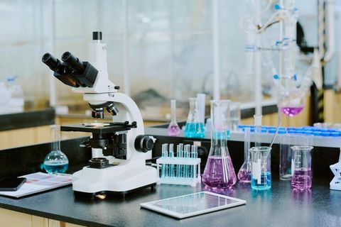 Laboratory Testing Equipment: Learn About Equipment Types, Functions, and Techniques